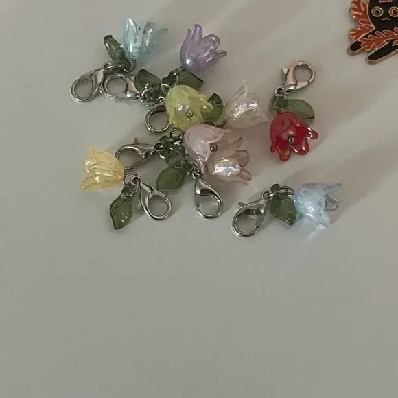 PINK AND GOLD BUNDLE - 3 ITEM BUNDLE 
EARRINGS MAKEUP BAG / PURSE CHARMS - Picture 3 of 6